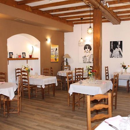 Hotel Restaurant Le Saint Clement Exterior foto